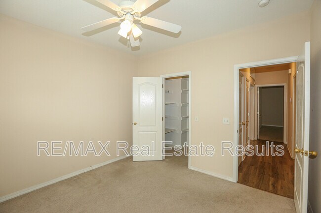 Building Photo - 6454 Norman Ave