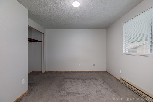 Building Photo - 33333 Mountain Way