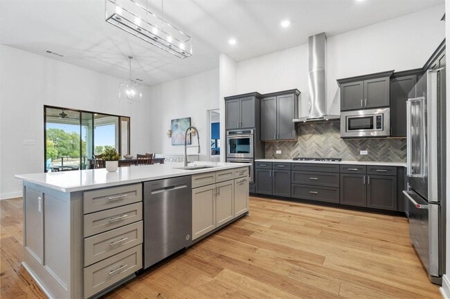 Building Photo - 104 Rolling Hills Ct