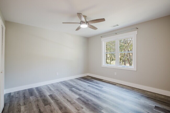 Building Photo - Secluded Four Bedroom Home on Seven Acres in Midway Farms!