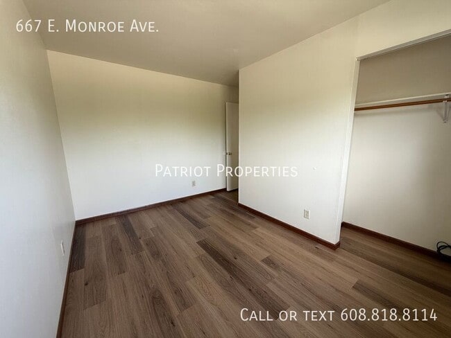 Building Photo - 667 E Monroe Ave