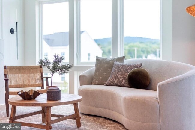 Building Photo - 710 Iron Frg Rd