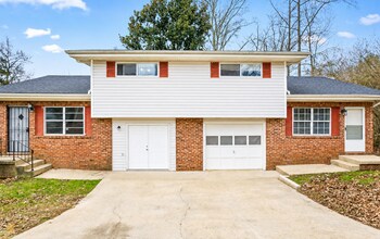 Building Photo - 3602 Missionaire Ave