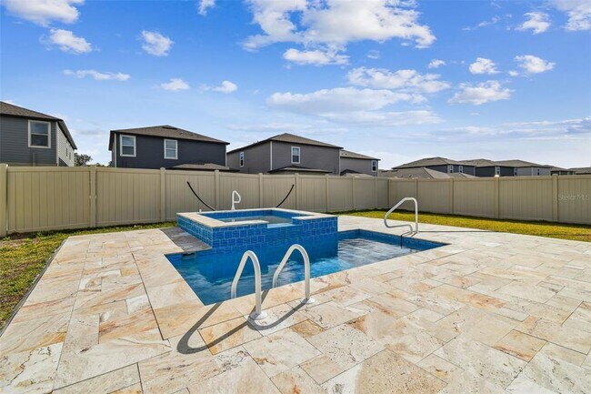 Building Photo - 8887 Little Bluestem Dr