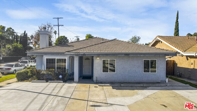 Building Photo - 7701 Baird Ave