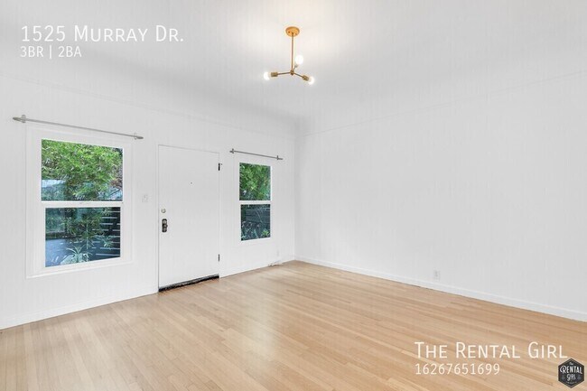 Building Photo - 1525 Murray Dr