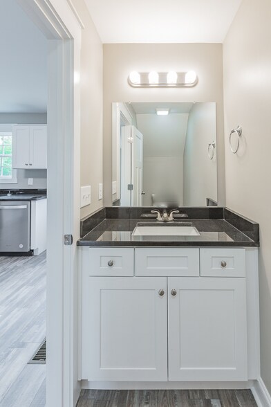 Building Photo - 3306 Chattanooga Rd