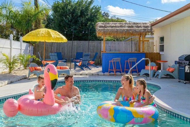 Building Photo - 507 Shore Dr