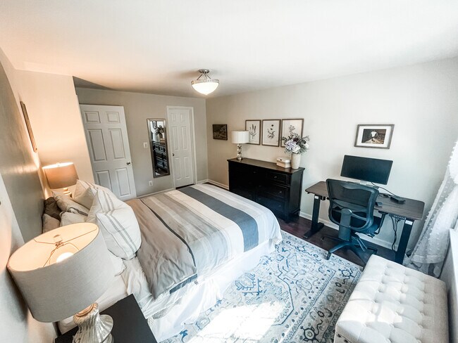 Level 3- Master Bedroom - 901A S Scott St