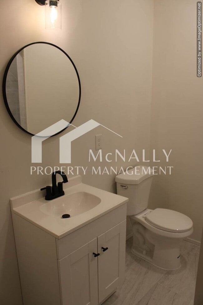 Building Photo - Newly Remodeled 3 Bedroom 2 Bathroom Home ...