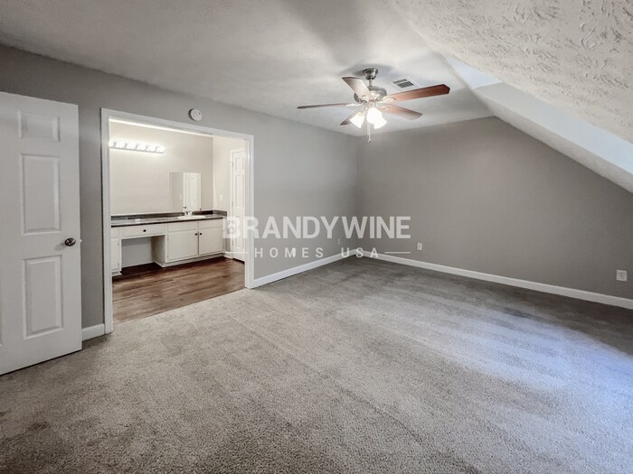 Building Photo - 916 S Deshon Rd