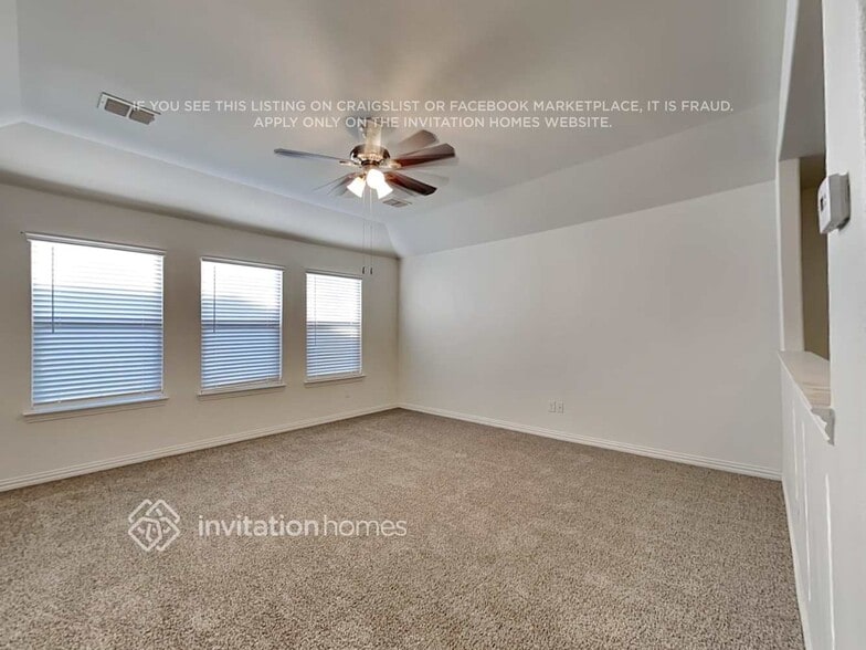 Building Photo - 1341 Rembrandt Dr