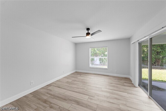 Building Photo - 2022 NW 9th Terrace