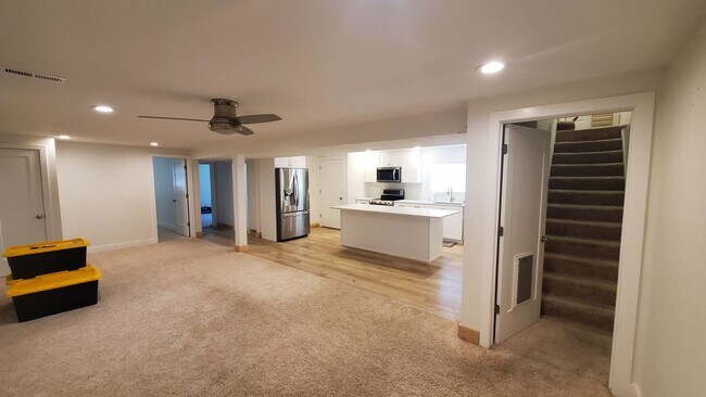 Building Photo - 1576 Plata Way