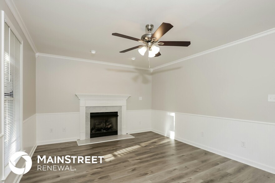 Building Photo - 90 Cedarhurst Ln