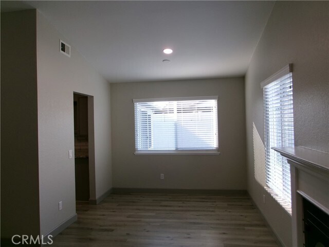Building Photo - 11131 Davenport Pl