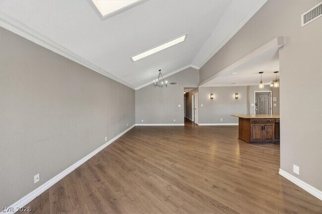 Building Photo - 3137 Bel Air Dr