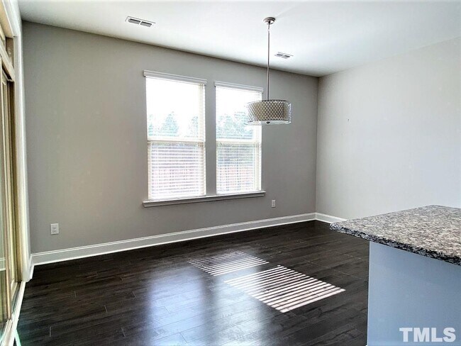 Building Photo - 5 Bedroom Single Family House for Sale Apex