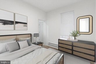 Building Photo - 1529 N Hollywood St