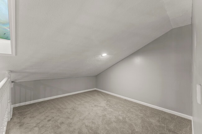 Building Photo - 6344 Olde Towne Dr