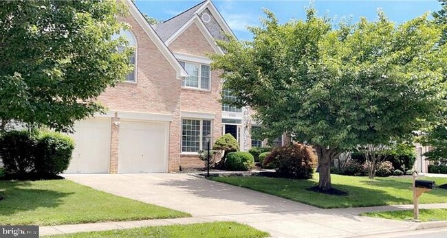 Building Photo - 8186 Madrillon Oaks Ct