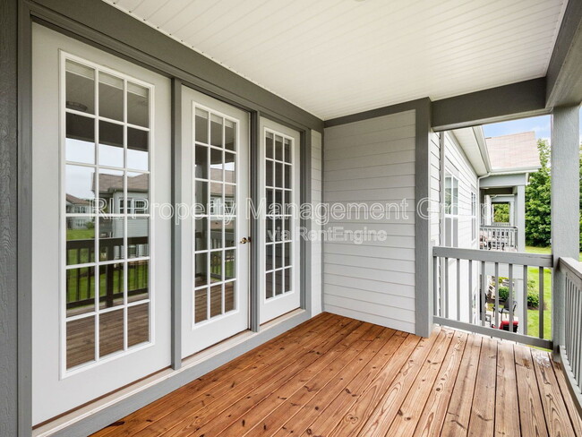 Building Photo - 5861 Yellowfin Ln