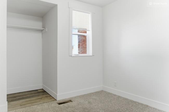 Building Photo - 472 E Center St