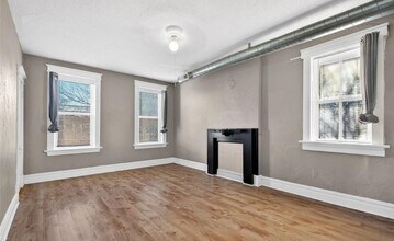 Building Photo - 3005 S Compton Ave