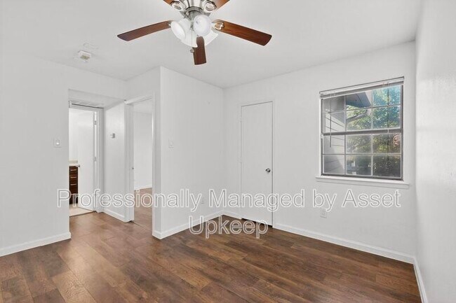 Building Photo - 4800 Northway Dr