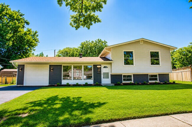 Building Photo - 7777 Ramsgate Cir S