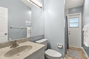Building Photo - 956 Jackson Way