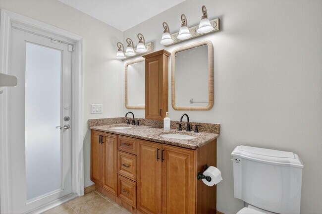 Building Photo - 17414 Spring Tree Ln