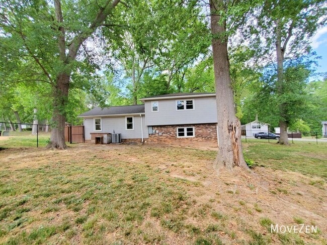 Building Photo - 202 Newgate Dr