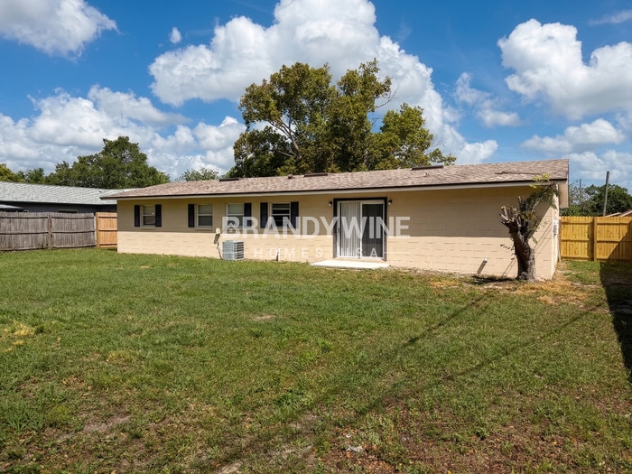 Building Photo - 3202 Needles Dr