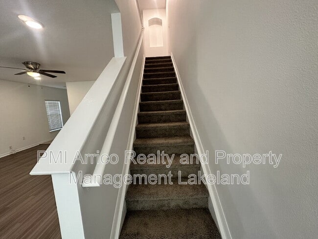 Building Photo - 3848 Exeter Ln