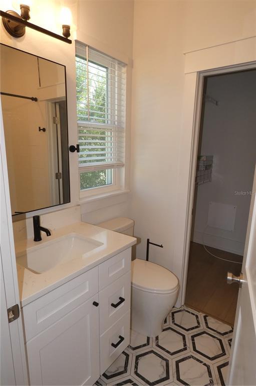 Building Photo - 610 1/2 14th St N