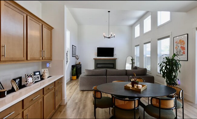 Building Photo - Beautiful Four Bedroom Three Bath Home Located in Granit Bay