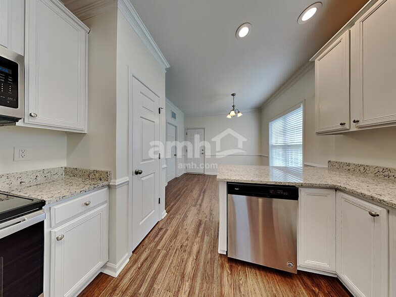 Building Photo - 229 Cinnamon Way