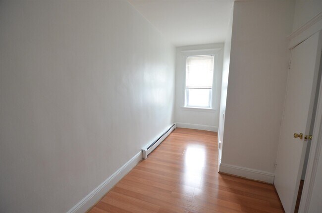 Building Photo - 169-171-171 Avenue F