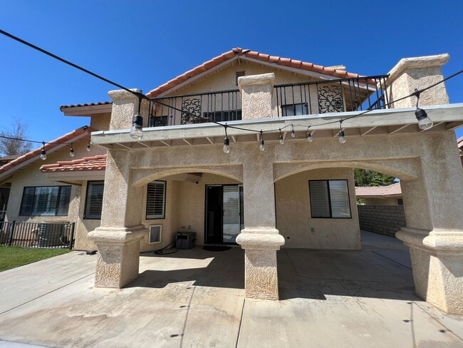 Building Photo - Spring Valley Lake Home