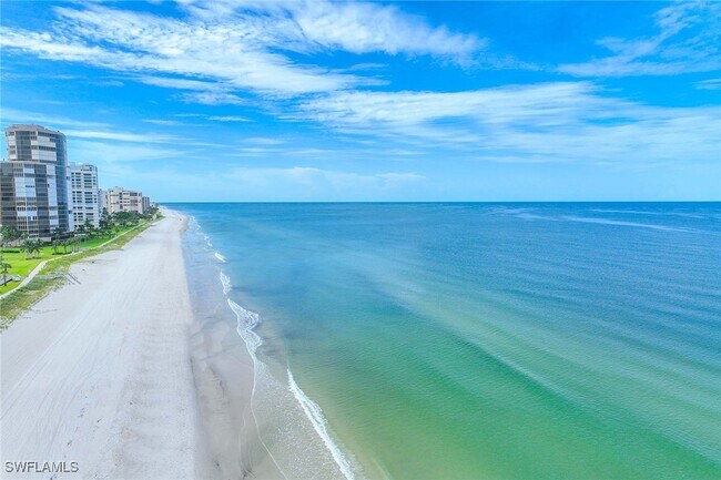 Building Photo - 4651 Gulf Shore Blvd N