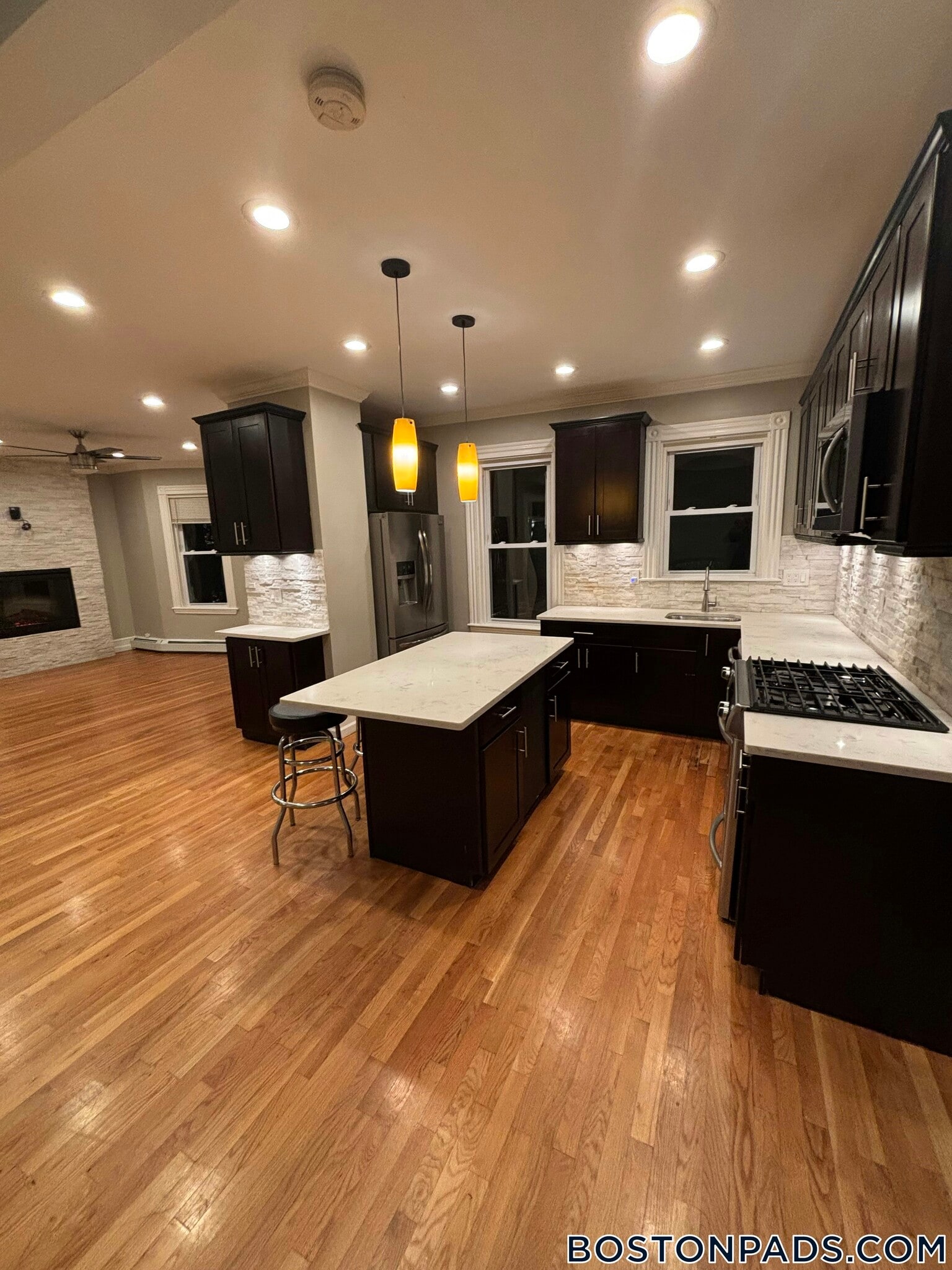 Building Photo - 12 Dorset St