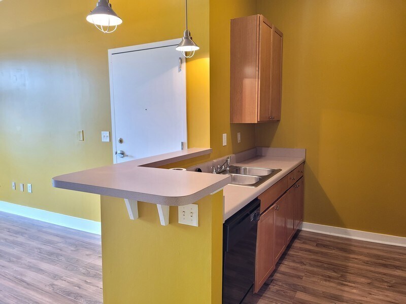 Building Photo - 502 Pryor St SW