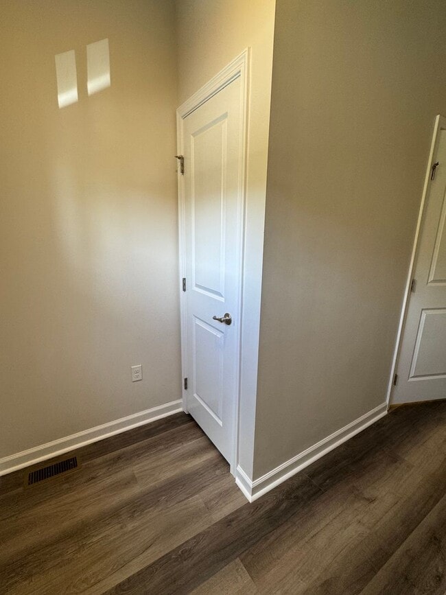 Building Photo - Beautiful 3 Bedroom 3.5 Bath in Sewickley, PA!