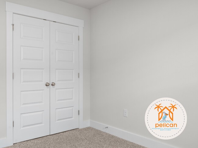 Building Photo - Modern 3-Bedroom Townhome in Gated Community