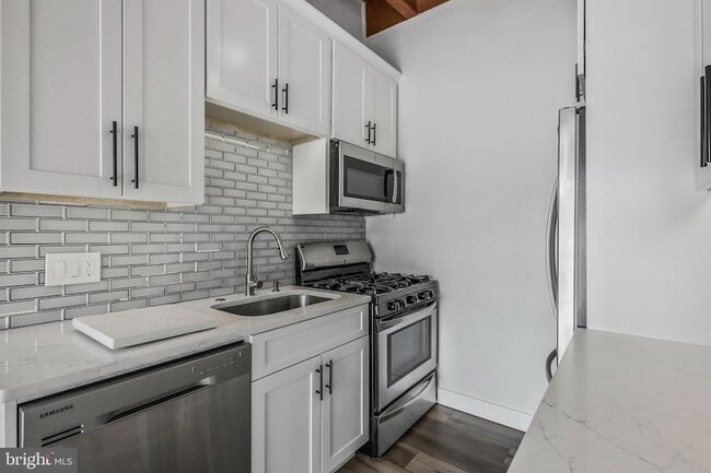 Building Photo - 7758 Donnybrook Ct