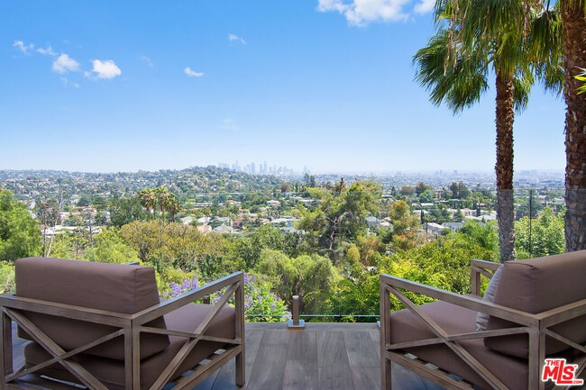 Building Photo - 4130 Parva Ave