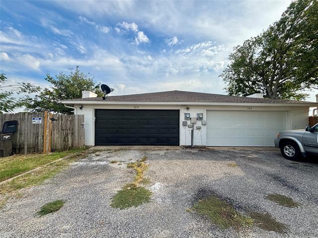 Building Photo - 8835 Township Ct