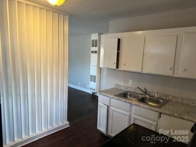 Building Photo - 1620 Lasalle St