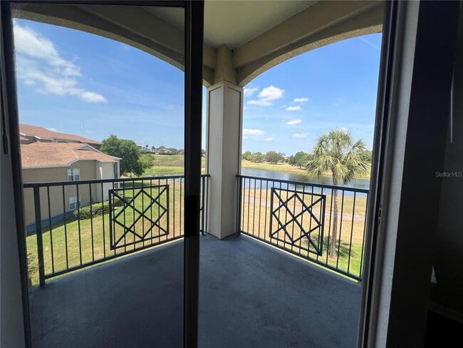 Building Photo - 7320 Westpointe Blvd